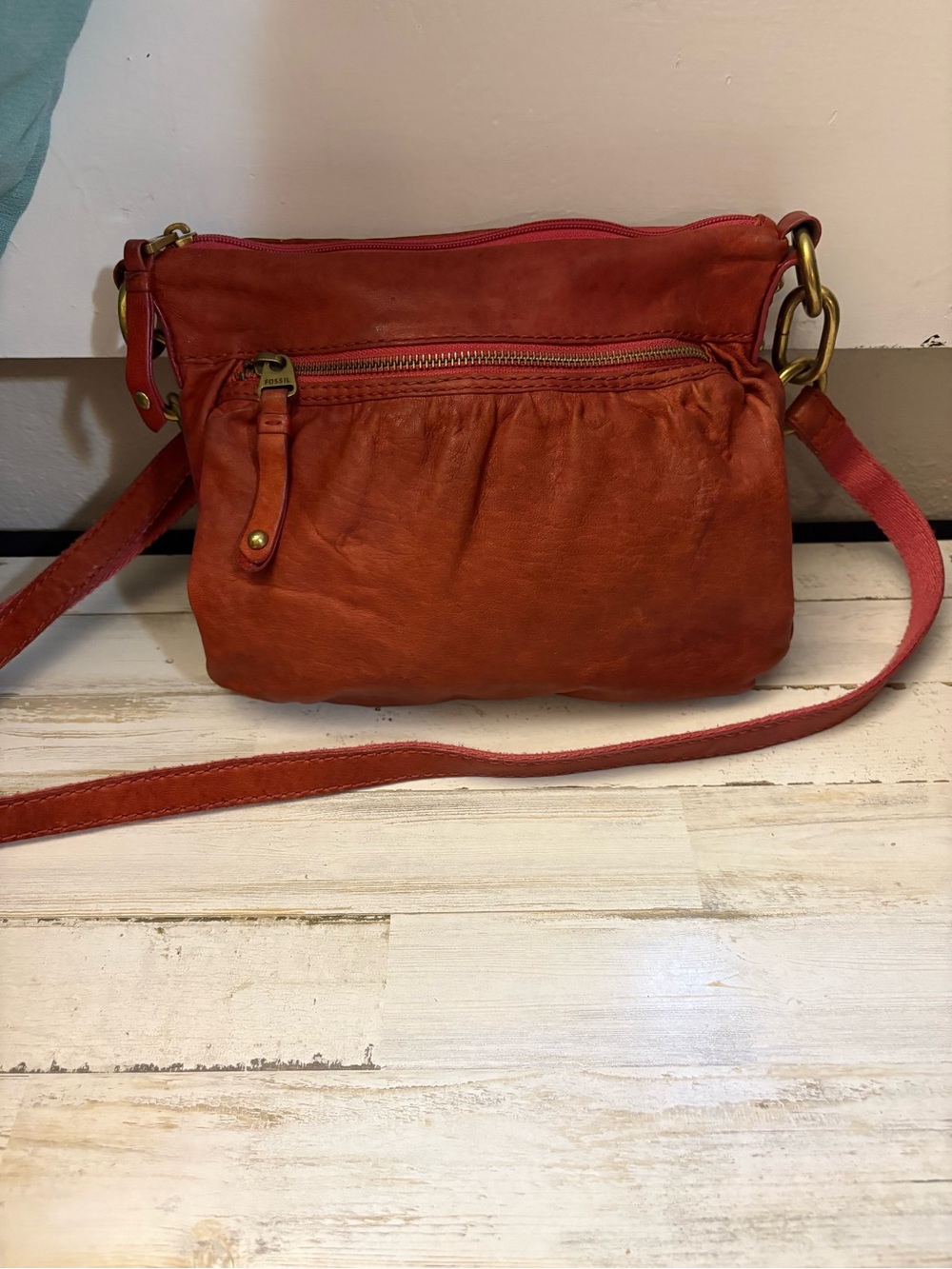 Fossil Vintage Y2K Rust Red Leather Crossbody Bag 1954